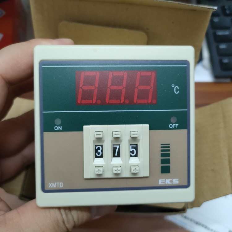 扬丰EKS 数显拨码设定温控表 XMTD-1001  K型400度/继电器