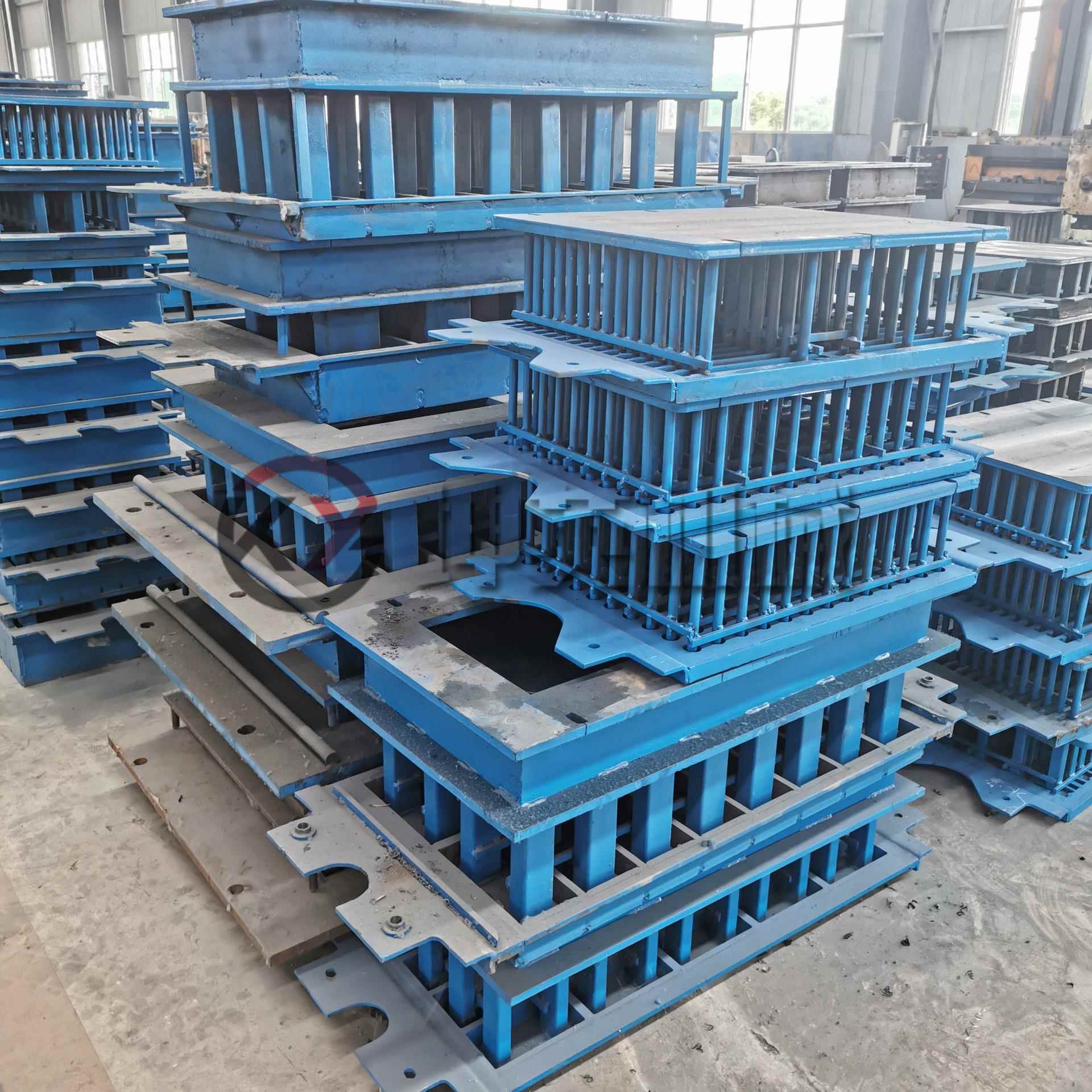 云南免烧种砖机设备各规种格型号砖机模具QT6-15 现货 各规格砖机