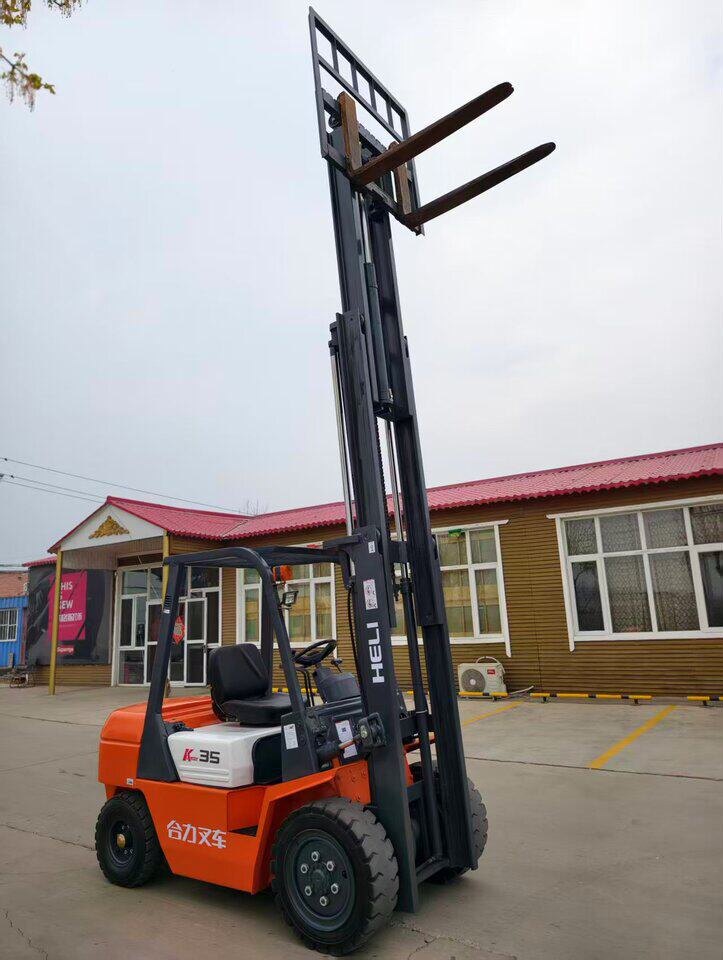 4月18日天津合力3.5吨叉车三节四米五网络拍卖公告
