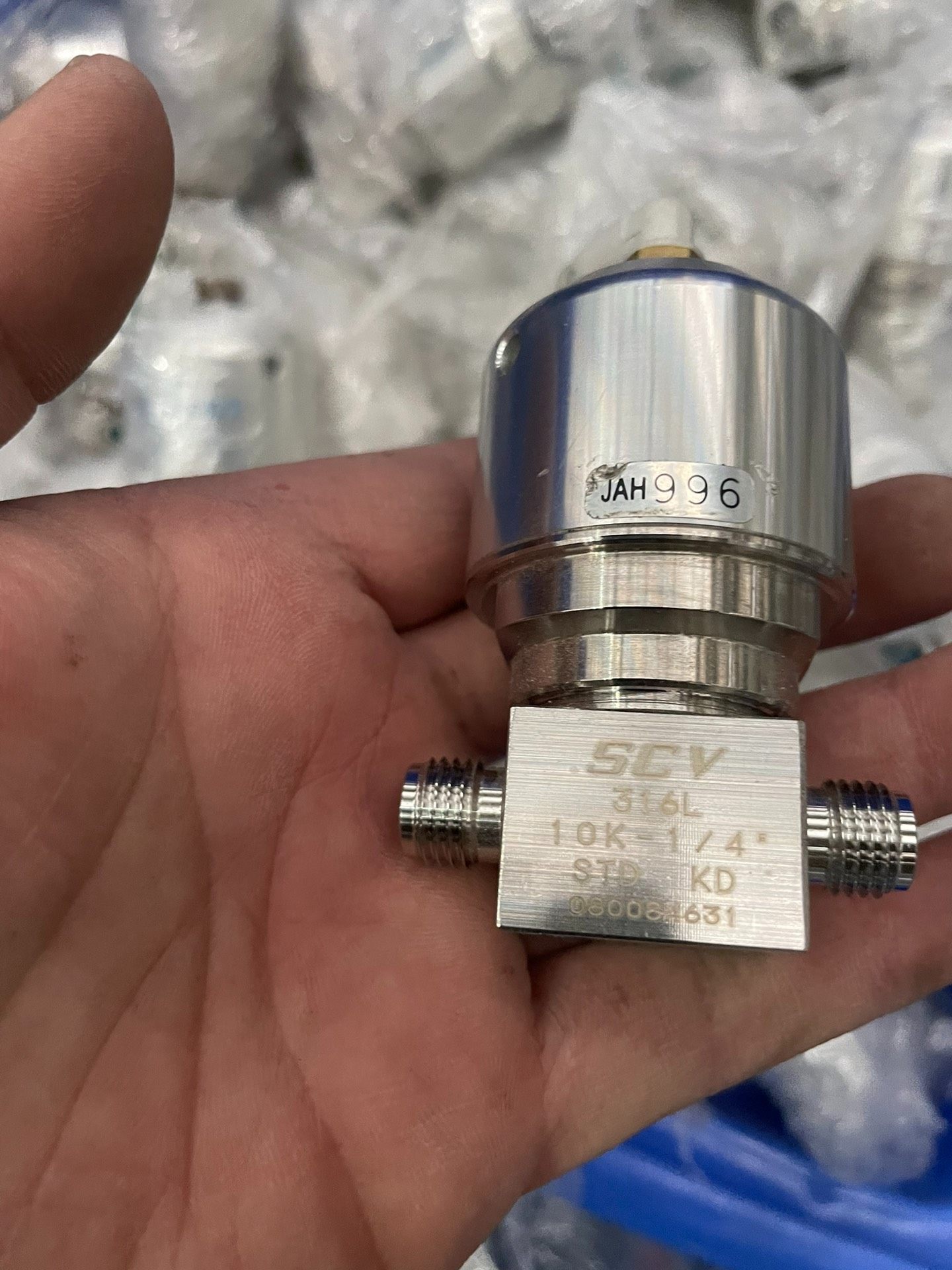 北泽KITZ气动阀：PCTFE-SEAT，1/4VCR公母头