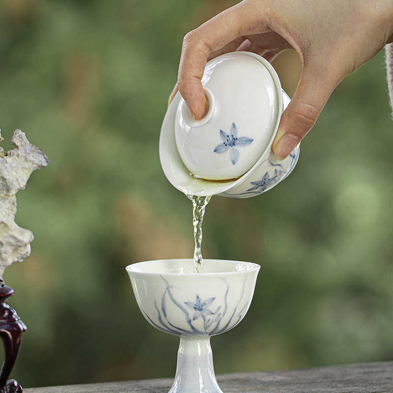 墨己玉泥薄胎手绘水仙花陶瓷盖碗功夫茶具家用素雅水仙花泡茶碗