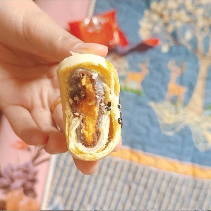 三祇松鼠蛋黄酥礼盒800g*1盒奶油冻心味红豆味休闲点心糕点礼盒