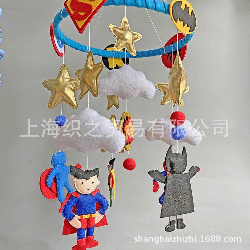 婴儿布质床铃新生儿旋转英雄联盟玩偶安抚玩具宝宝床头摇铃音乐