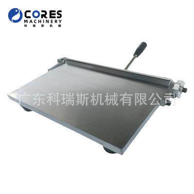 厂家直供 箱包皮具礼品盒月饼盒 手动直线折边机 简易便宜折边机