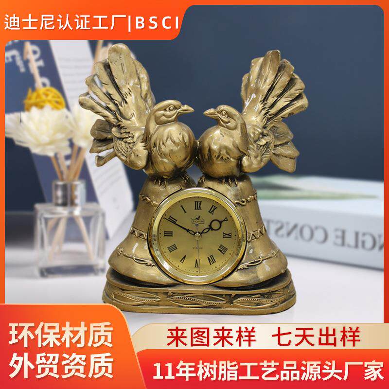 北欧树脂工艺品仿铜钟表大摆件客厅办公室家具装饰品的摆设