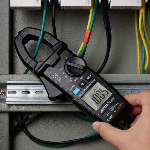 CM83B数字钳表万用表高精度钳形表电工维修电流表数显电容钳型表