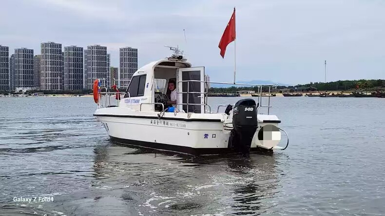 金运230钓鱼艇配铃木140匹正常启动使用五证齐全可过户