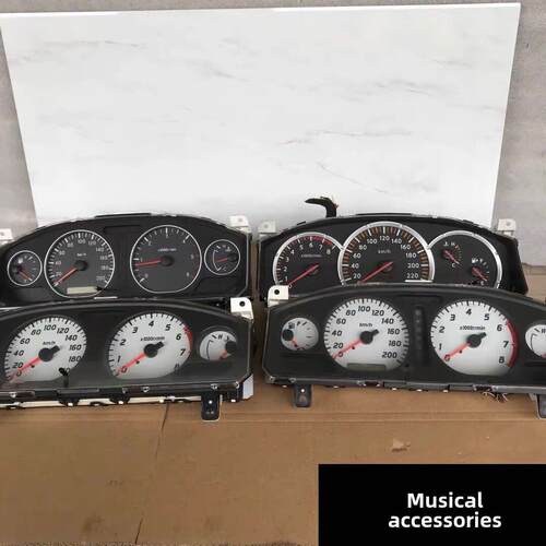 汽车仪表盘适配尼桑皮卡D22帕拉丁仪表总成原装组合仪表盘里程表