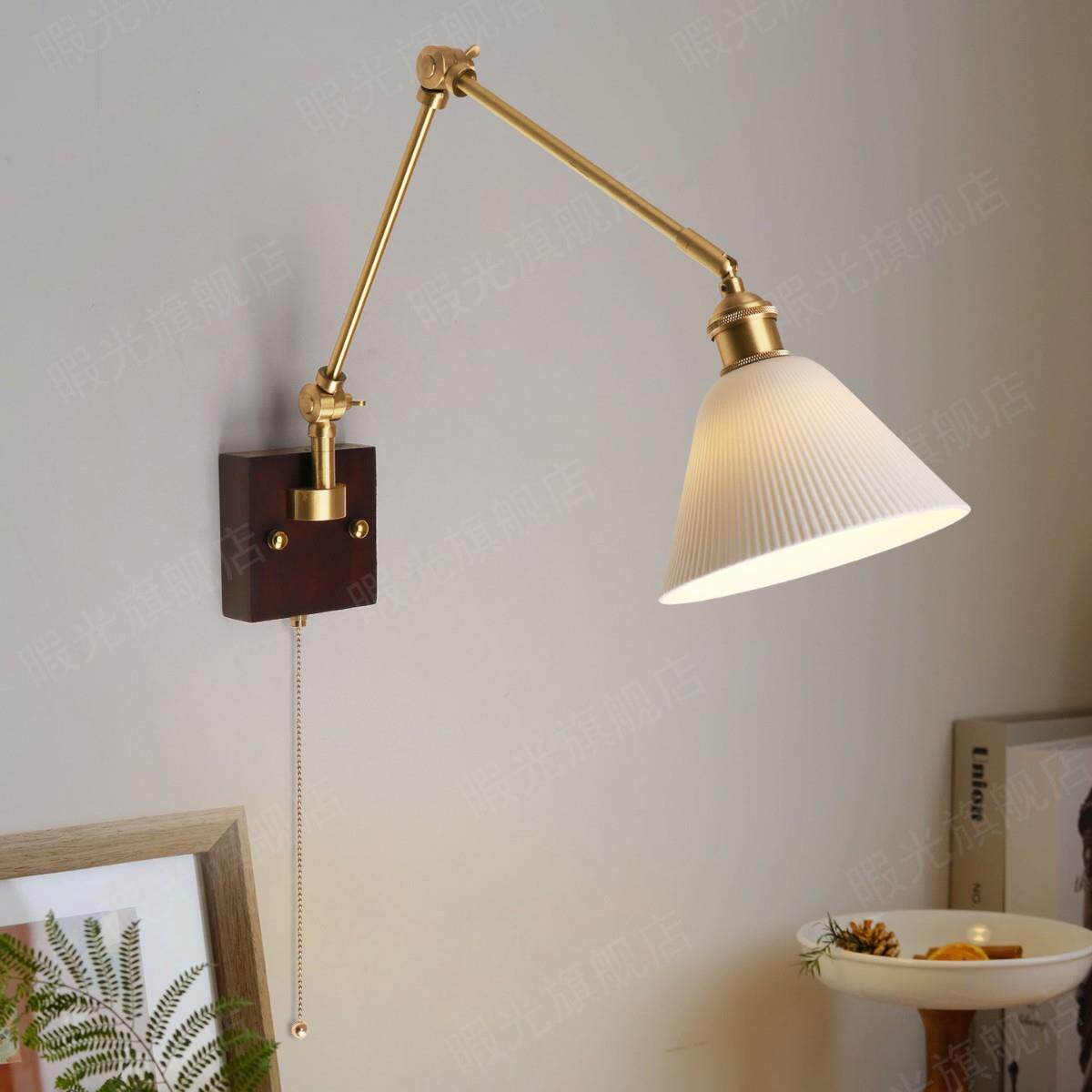 日式复古陶瓷胡桃木色白蜡木壁灯简约折叠伸缩黄铜卧室床头壁灯