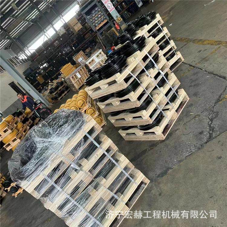 山河智能挖掘机链条SWE150 SWE210 SWE260支重轮 托链轮 全车配件