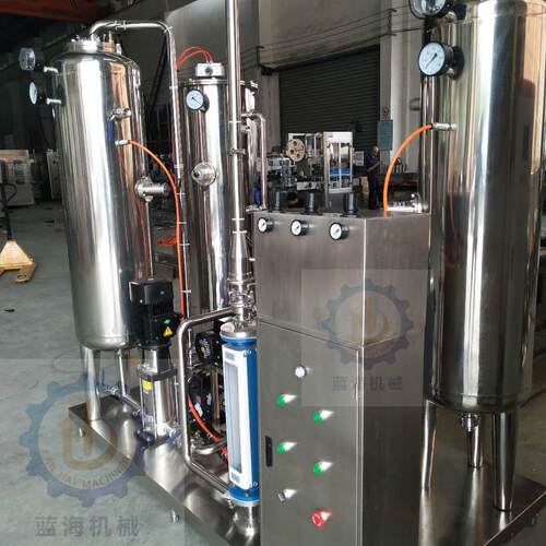 碳酸饮料灌装设备二氧化碳混合机含气饮料生产设备碳酸饮料灌装机