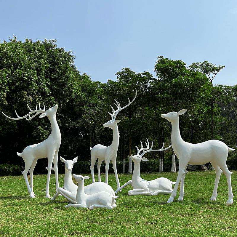 玻璃钢梅花鹿雕塑户外园林景观广场售楼部小区庭院草坪造景摆件品