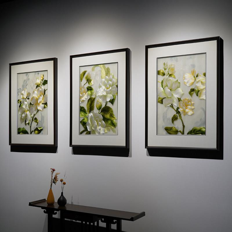 客厅沙发背景墙装饰画新中式轻奢三联高端苏绣玉兰成品刺绣挂画