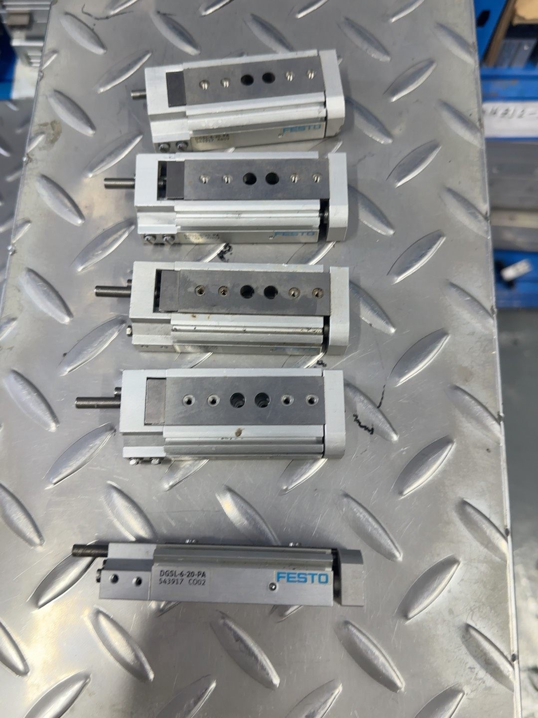 FESTO原装正品 DGSL-6-20-PA 543917