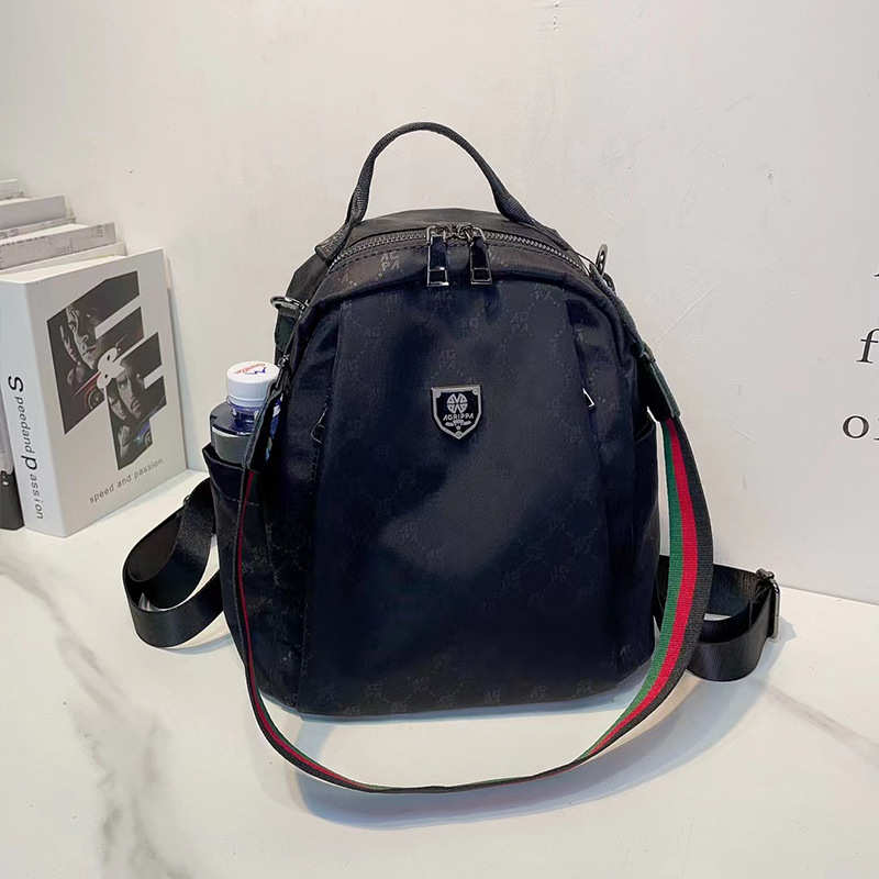 潮流女包新款双肩包尼龙压花字母背包单肩包两用包包休闲通勤包