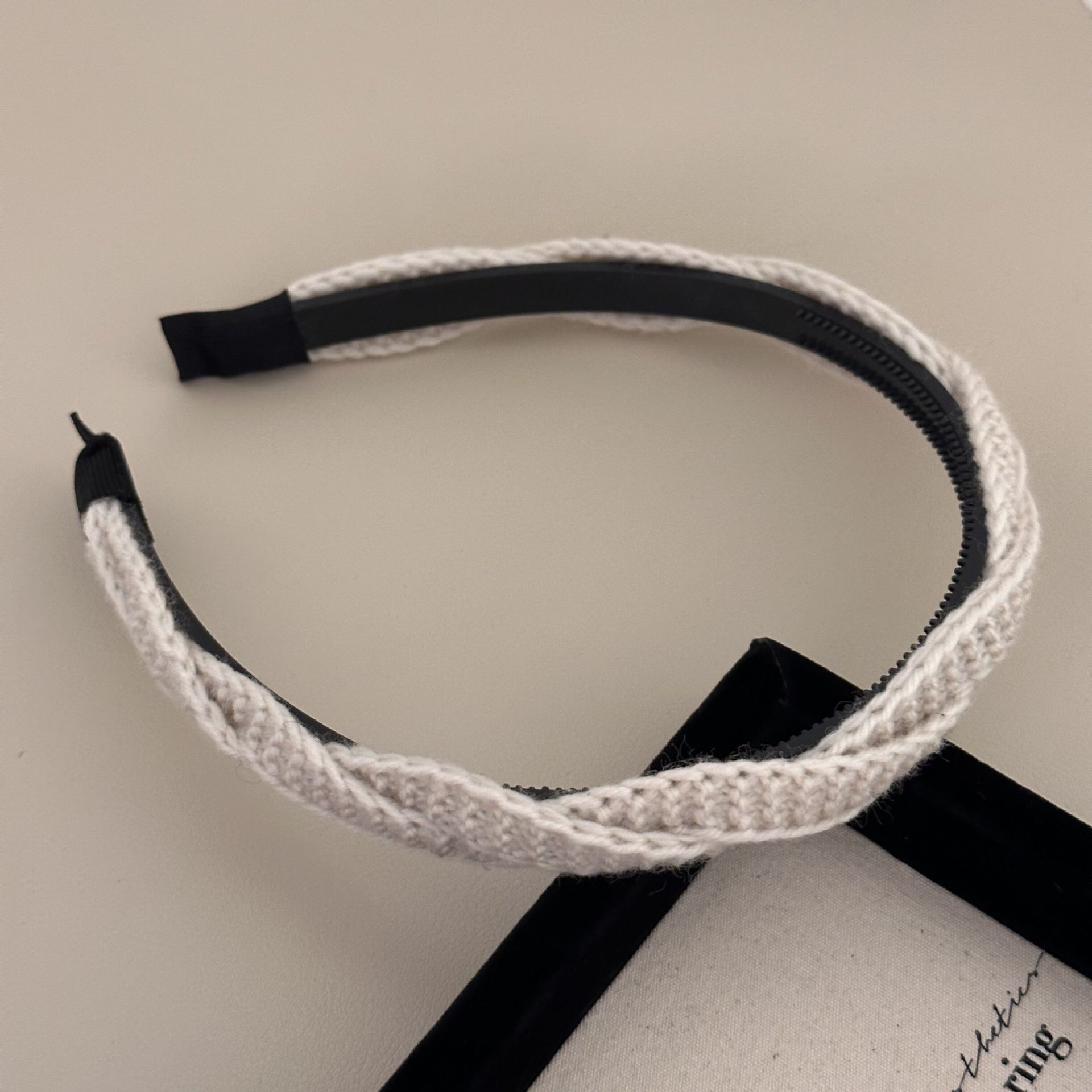 2024新款针织毛线发箍女款头箍压发卡发捆头饰发旅高颅顶发窟秋冬