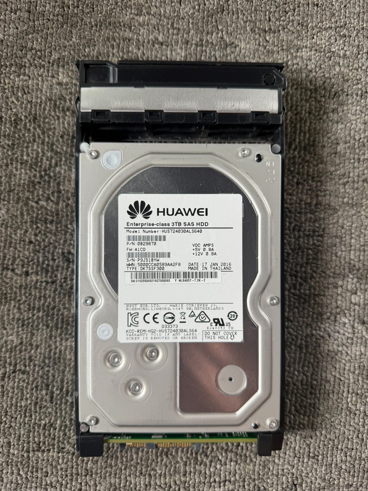 华为 3T 7.2K 3.5 SAS 服务器存储硬盘