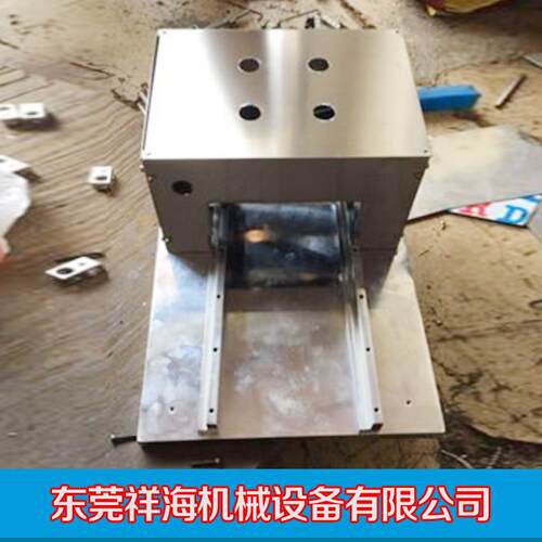 产品二次加工下料切水口滑轨治具自动冲床