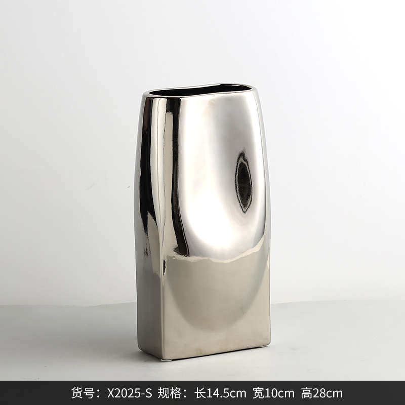 花装饰品摆件质感器不锈钢花瓶创意银色轻奢客厅电镀镜面家居餐桌