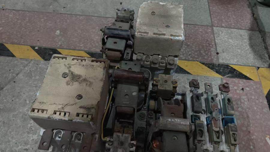 3月14日北京【京械2514】单位淘汰报废处置老接触器一批共3台（以实物为准）网络拍卖公告