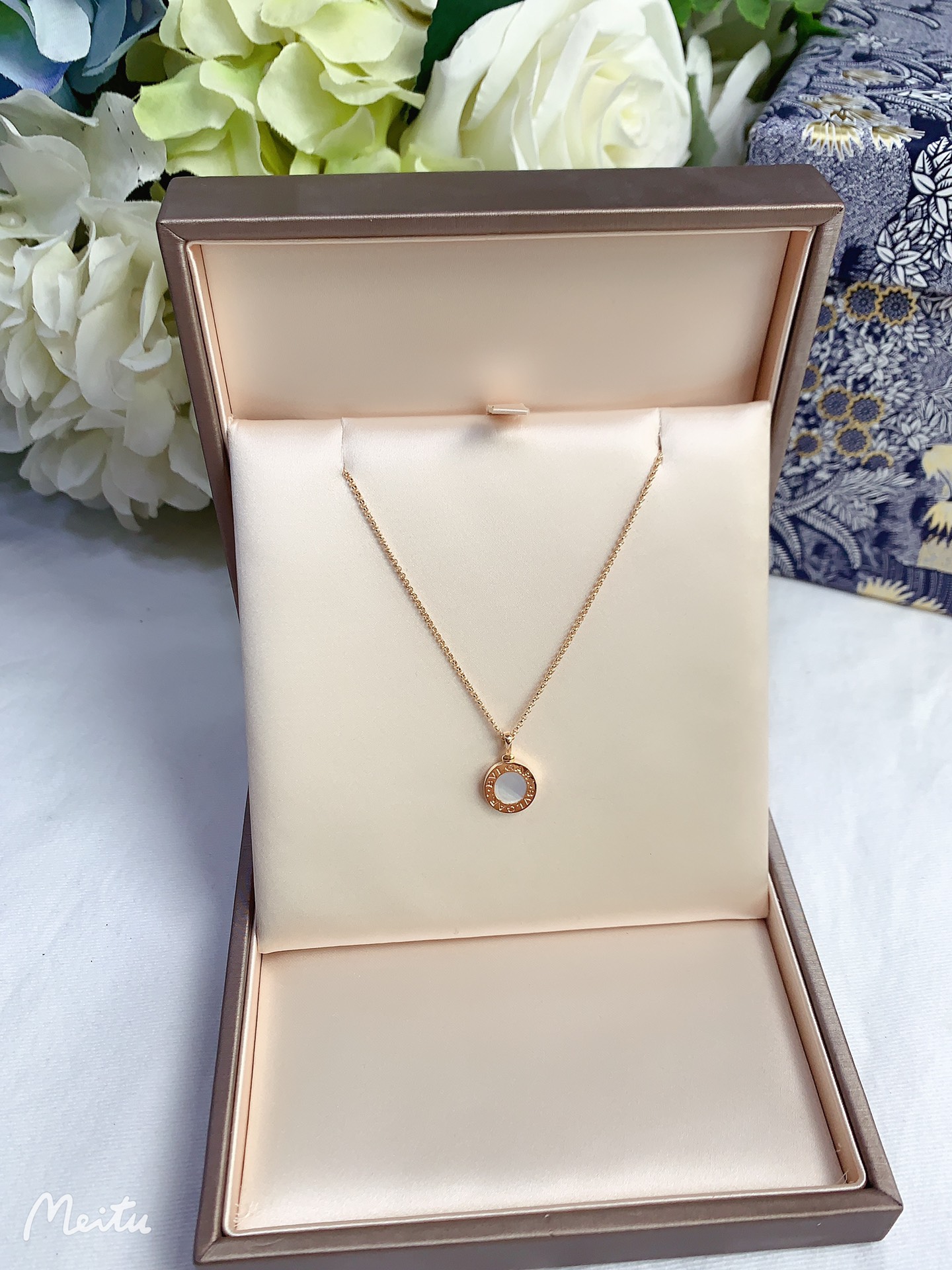 【95新】Bvlgari宝格丽Bvlgari玫瑰金白贝母圆盘圆饼女士项链