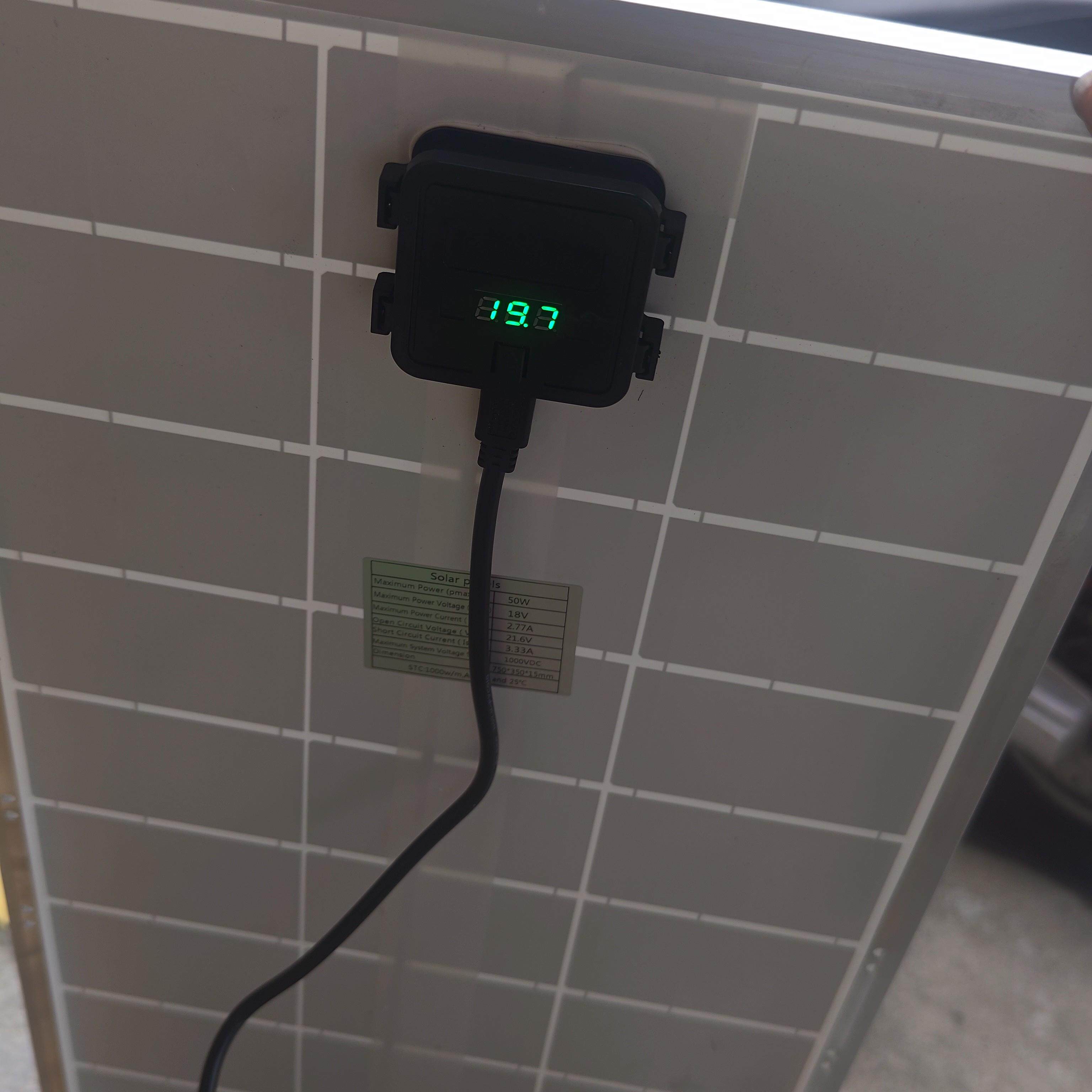 18v50w太阳能板太12v电瓶充电带电压显示送支架线