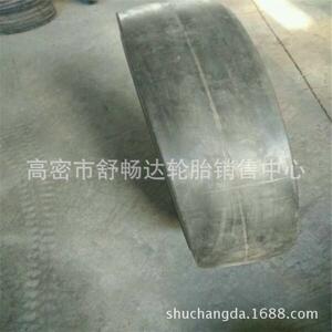 现货供应10.00-20矿井铲运机轮胎 光面轮胎 实心轮胎工程机械轮胎