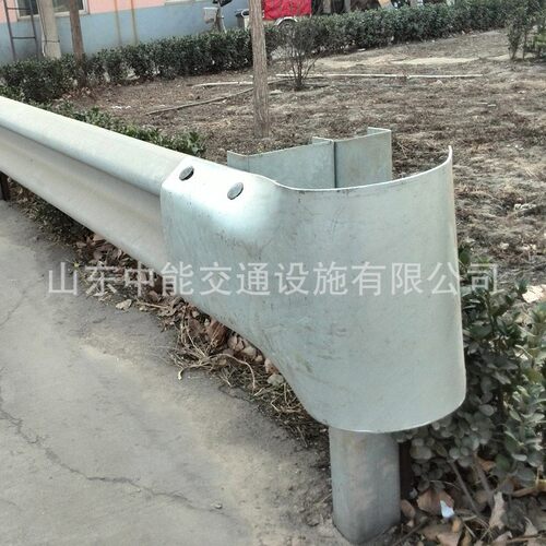 中能护栏工厂高速公路国道两波三波波形交通防撞护栏端头