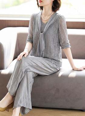 2026新款妈妈夏装休闲套装中老年女显年轻宽松洋气真丝上衣两件套