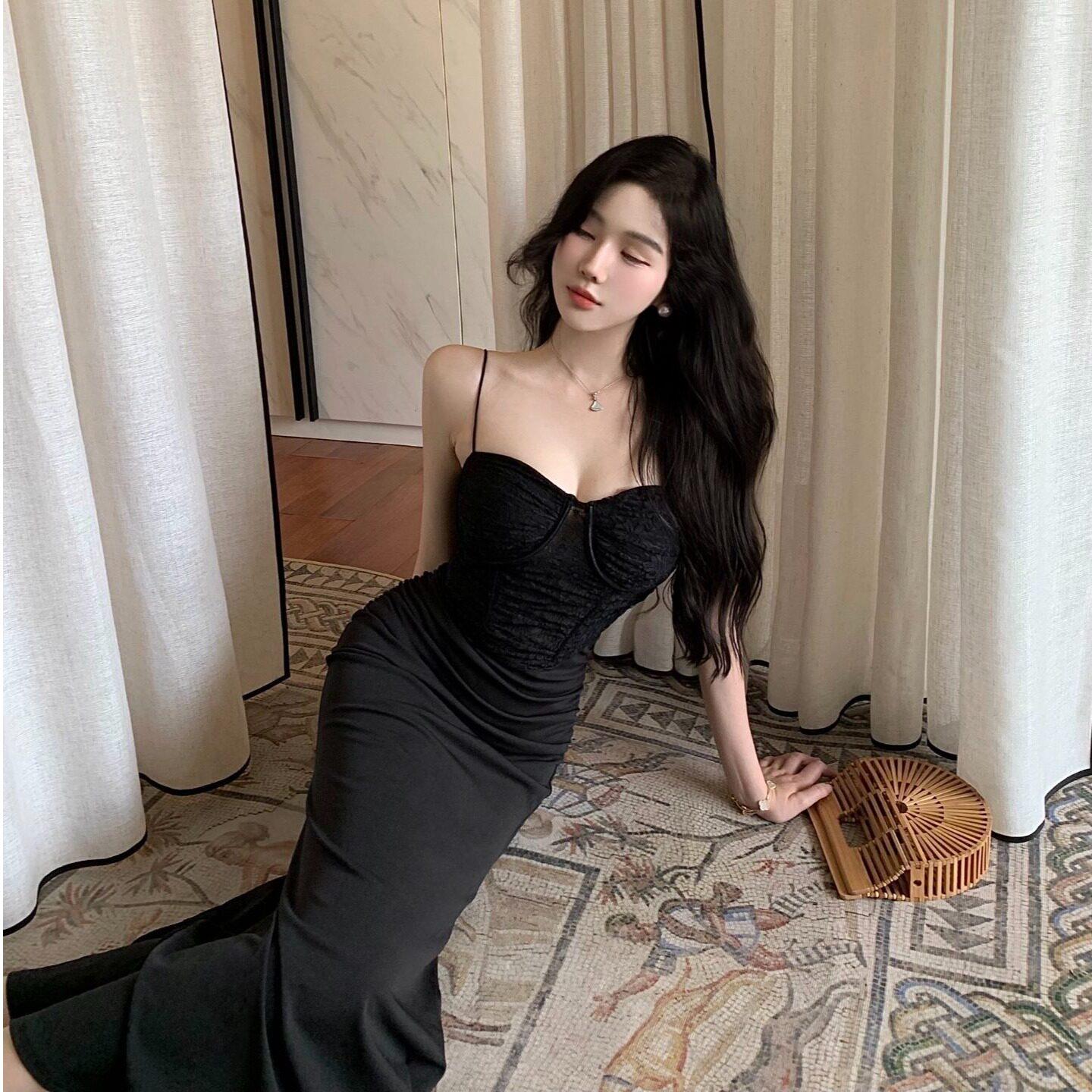 性感鱼骨蕾丝黑色吊带洋装女法式高级修身包臀裙高端礼服长裙女