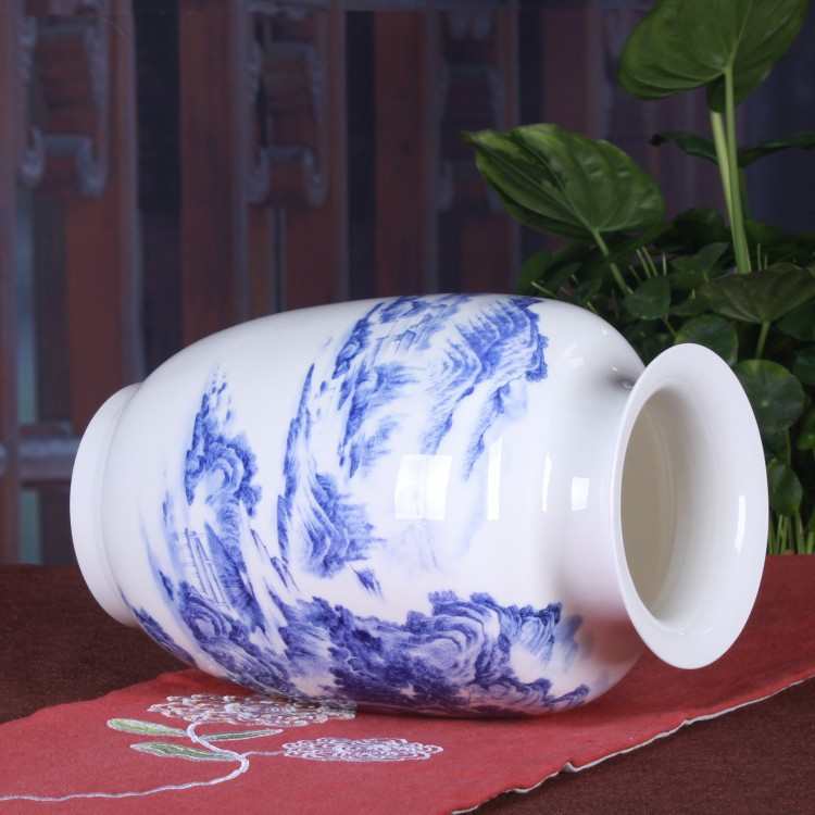 摆件陶瓷景德镇中彩工艺品家居装饰 骨瓷花瓶青花釉古典客厅透光