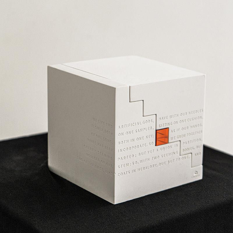 oroliving独家书立架纸镇北欧雕塑摆件创意桌面装饰夹书书房挡板