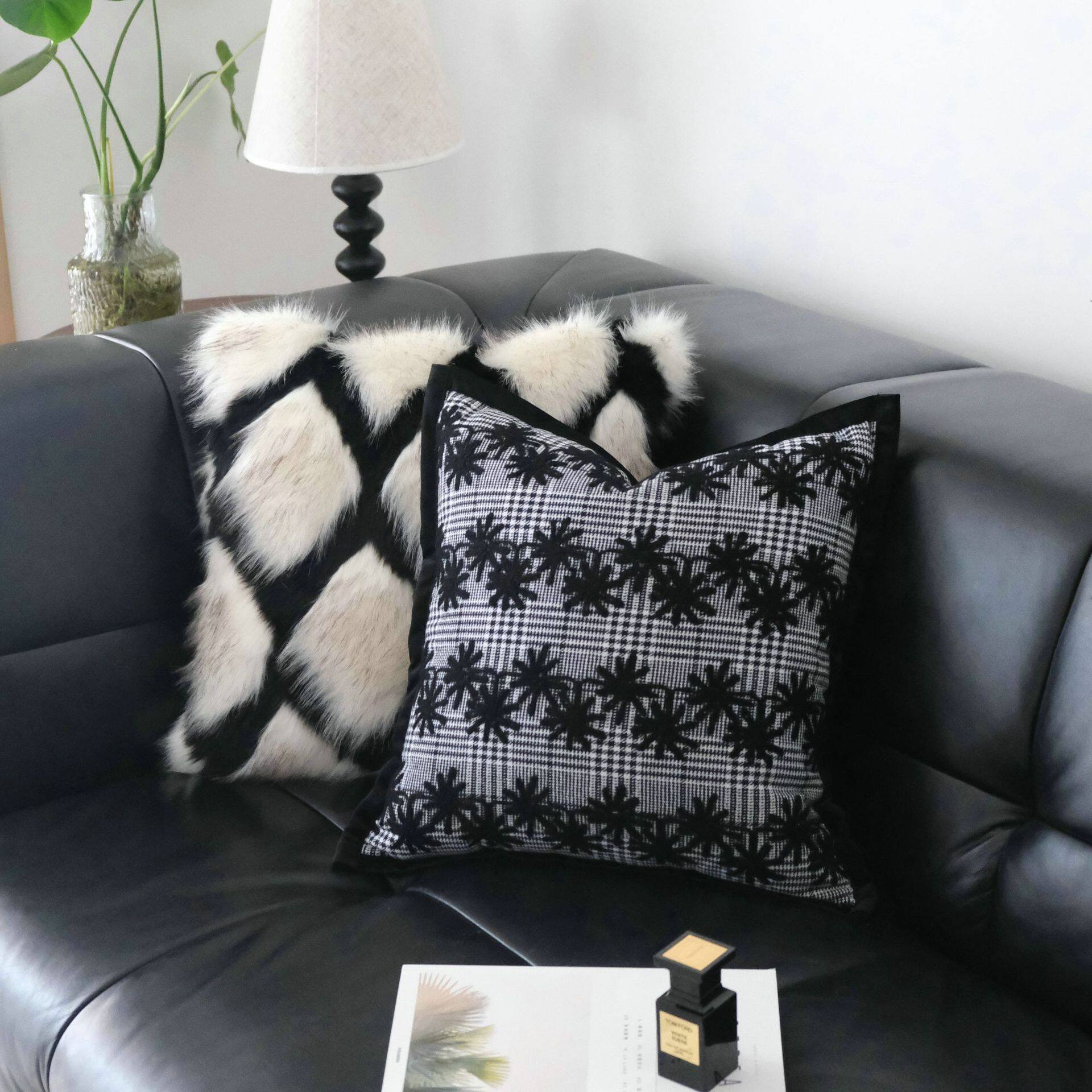 中古轻奢黑边抱枕腰枕高级感绣花抱枕套沙发靠垫酒店样板间靠枕套