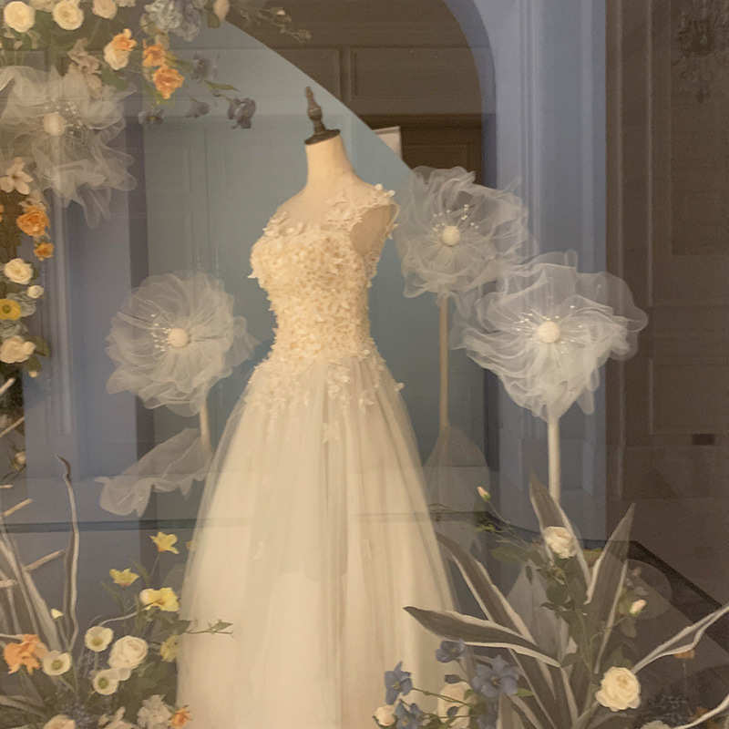 巨型仿真花红色假花婚礼现场布置橱窗美陈装饰丝网花金属花朵摆件