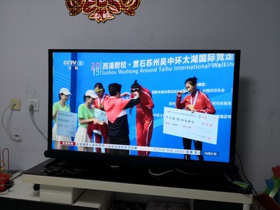 选前对比TCL55Q8对比海信55E52D区别是？哪个好用？