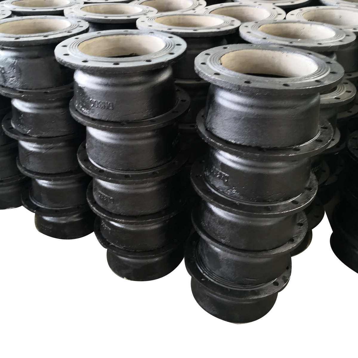 承盘短管dn100 150 200 300 400平承短管 甲管大头法兰球墨管配件