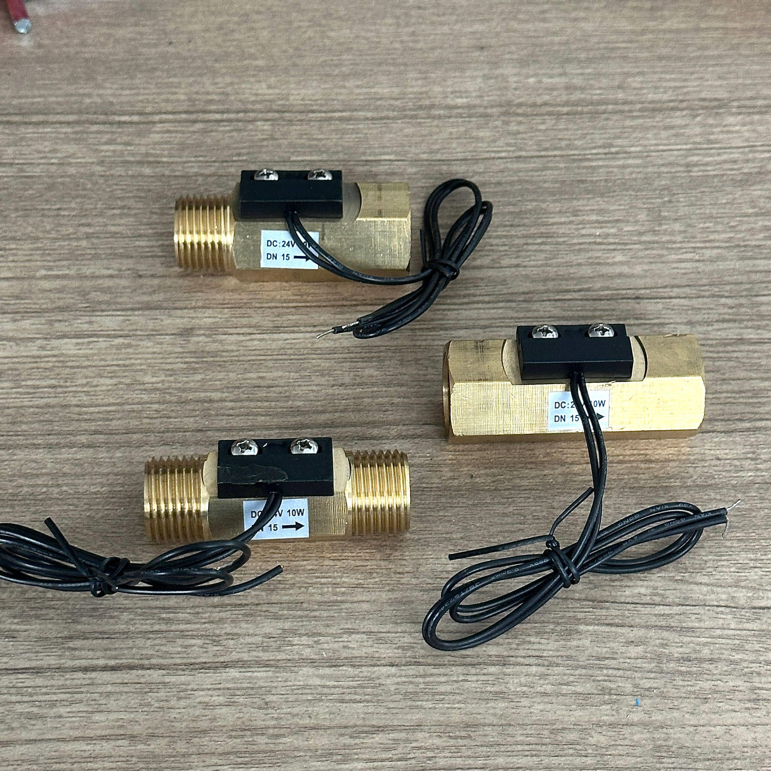 磁力式水流感应开关全铜4分水流开关气流传感器热水器水泵配件