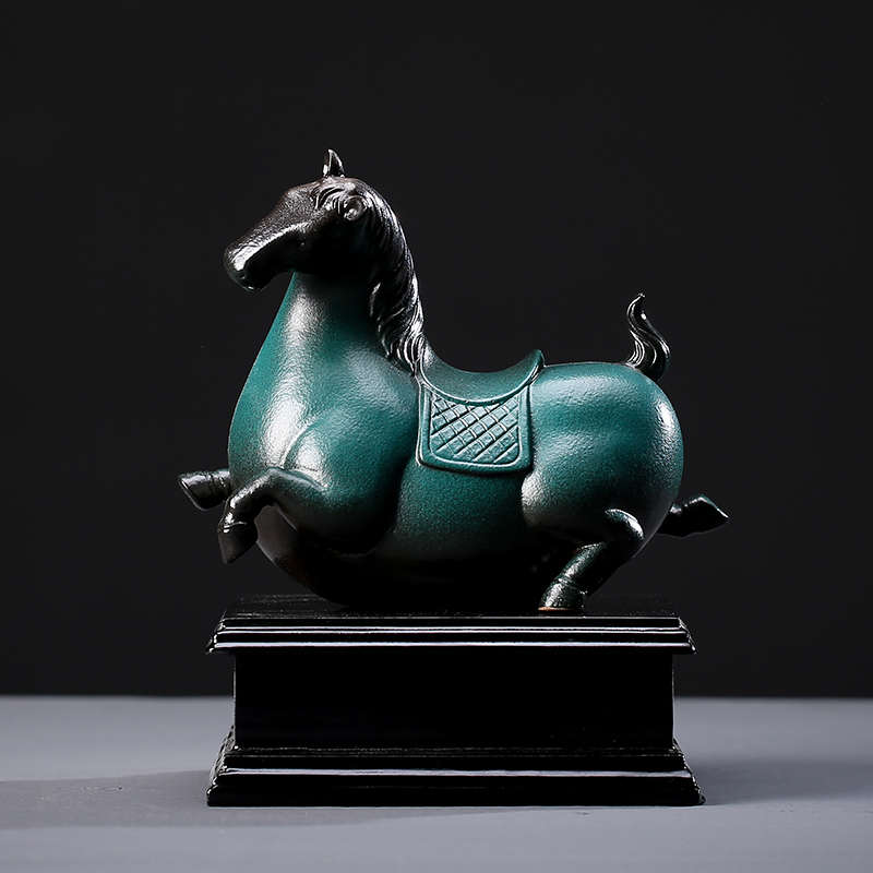 厂家直销新中式陶瓷小马摆件家居饰品书房博古架唐马工艺品客厅装