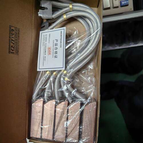 魔腾防雷碳刷CM90S-20*32*64 崇德碳刷C80X 美尔森碳刷677 摩根碳