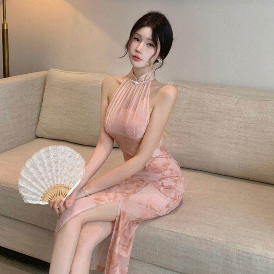 直播衣服女主播上镜年轻款纯欲风辣妹性感挂脖旗袍新中式连衣裙
