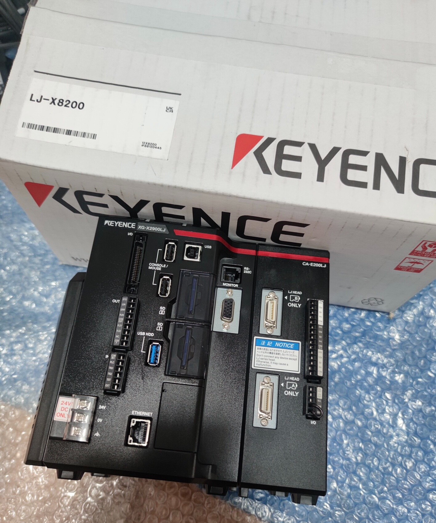 基恩士XG-X2900LJ控制器，LJ-X8200轮廓扫描仪