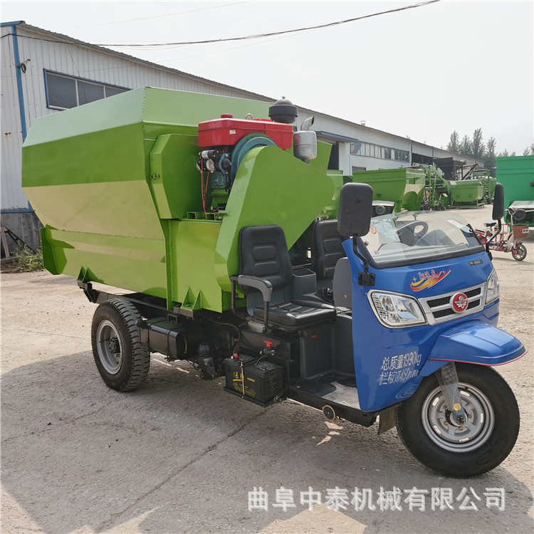 撒养殖草料车饲料自动车粮牛羊料车投喂撒全日草料机上料电动牛