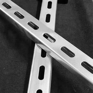 C型钢镀锌不锈钢抗震支架太阳能光伏导轨冲孔檩条U型槽钢带孔