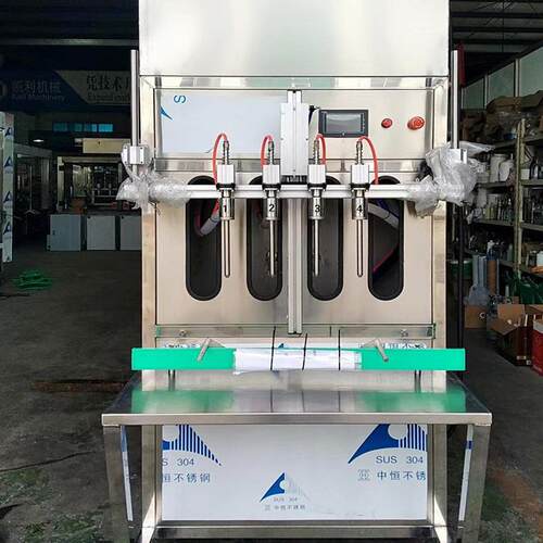 半自动5L液体灌装机2.5l玻璃水防冻液2L白酒灌装机灌装机