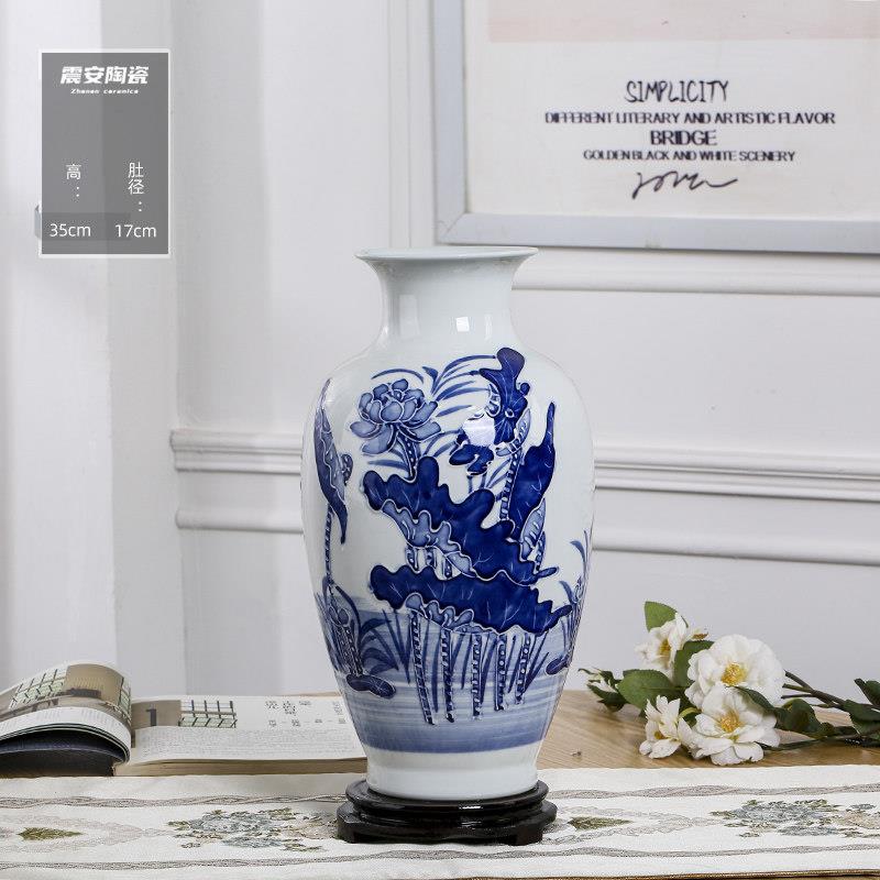 景德镇陶瓷器手绘青花瓷浮雕花瓶工艺品装饰品摆件玄关客厅复古风