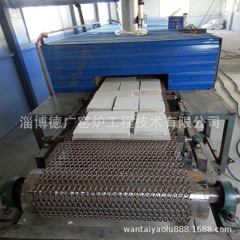 网带窑自控温度均匀泡沫陶瓷过滤板辊道窑烧制蜂窝纳米水族屋