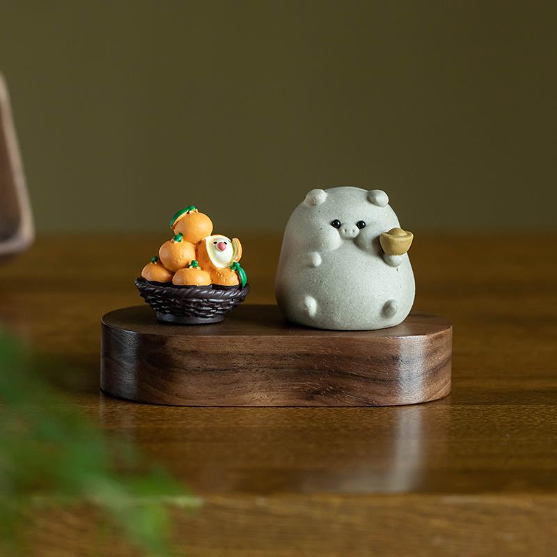 正品生肖猪薰汽摆件平安福禄高档香车车载中控办台公室桌面家居饰