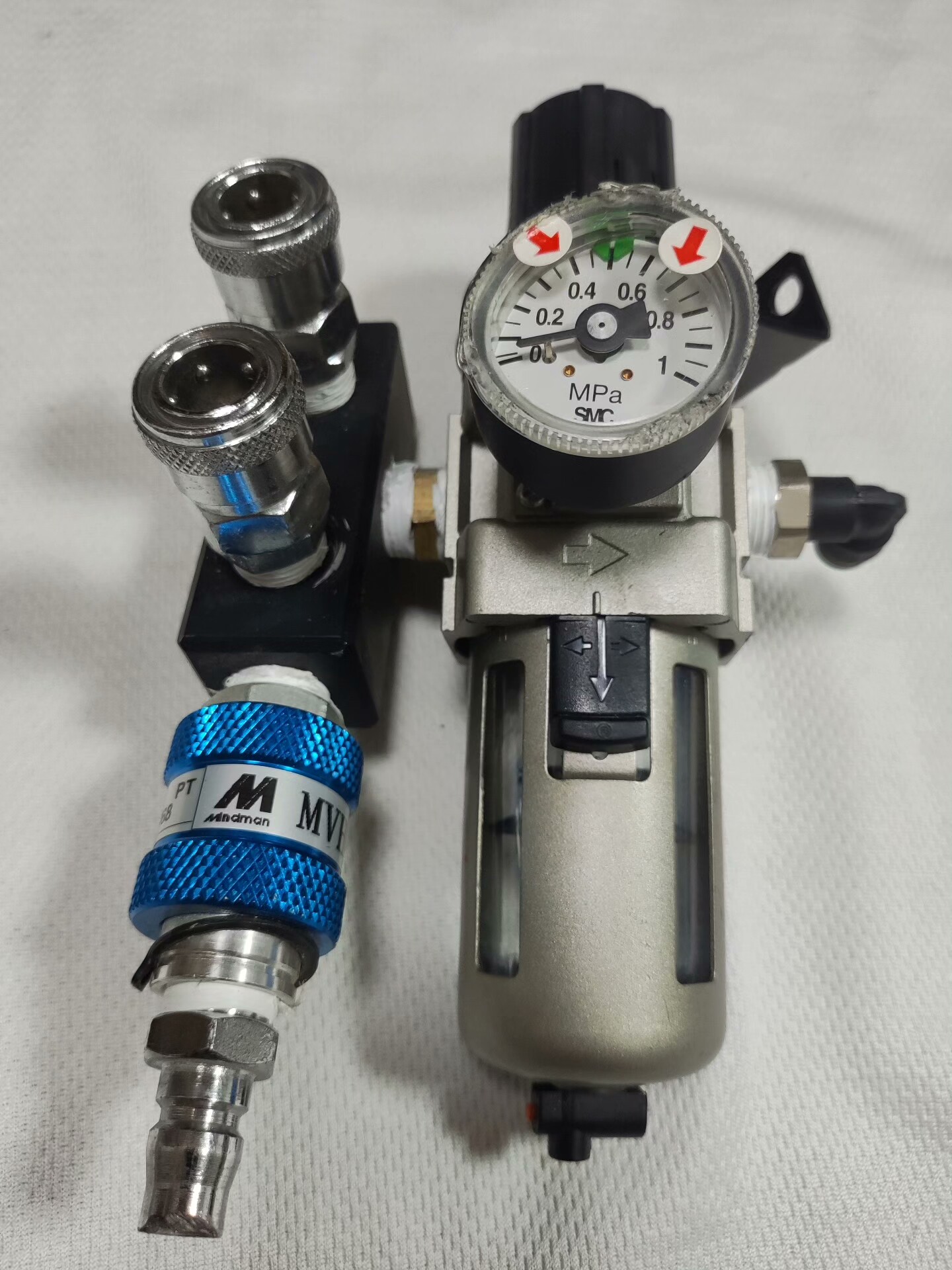 SMC空压机油水分离器AW30-03BG空气过滤器➕亚德客金