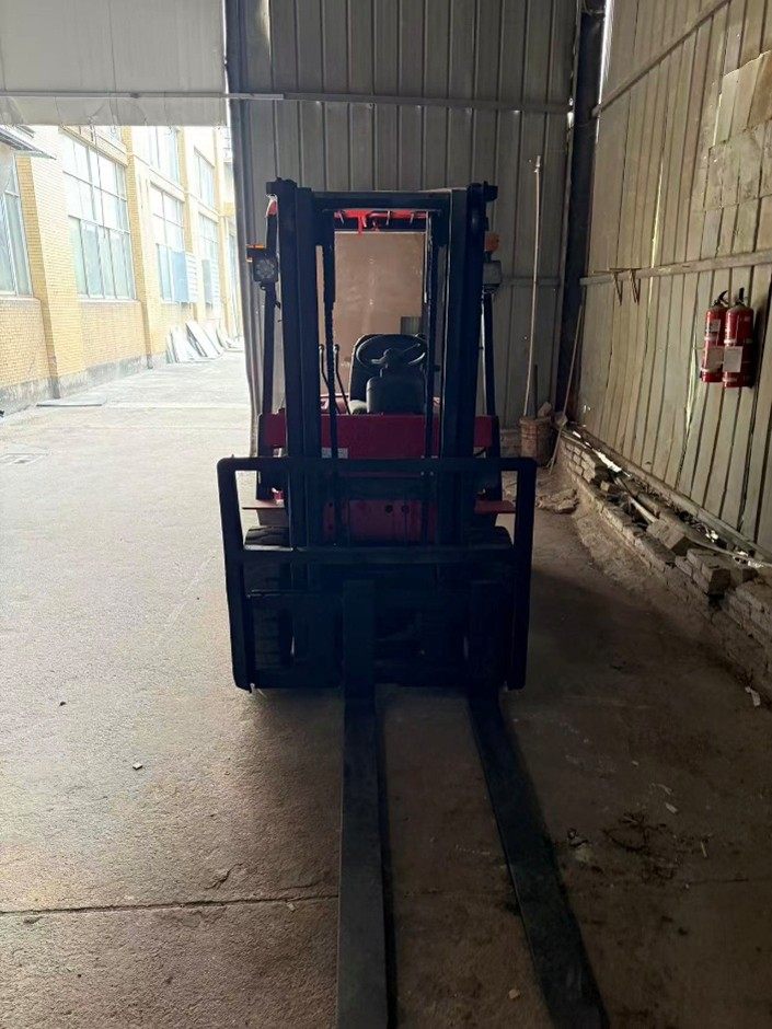 1月5日杭州某公司的叉车网络拍卖公告