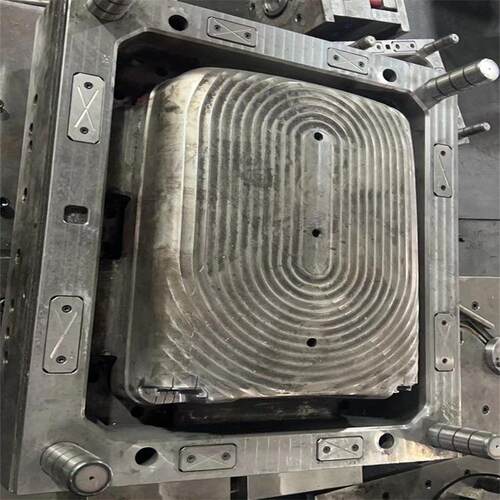 塑料工具拉杆箱模具商家 台州黄岩大型手拉工具箱注塑模具商家